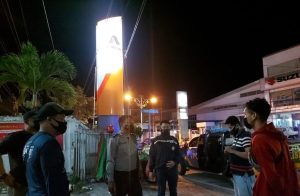 Patroli Malam Polsek Kota Timur, Antisipasi Gangguan Kamtibmas dan Imbau Warga Disiplin Prokes