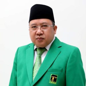 Syaifullah Tamliah Pimpinan Komisi V DPR RI F – PPP Dicopot, Rupanya Orang Dekat Sumo