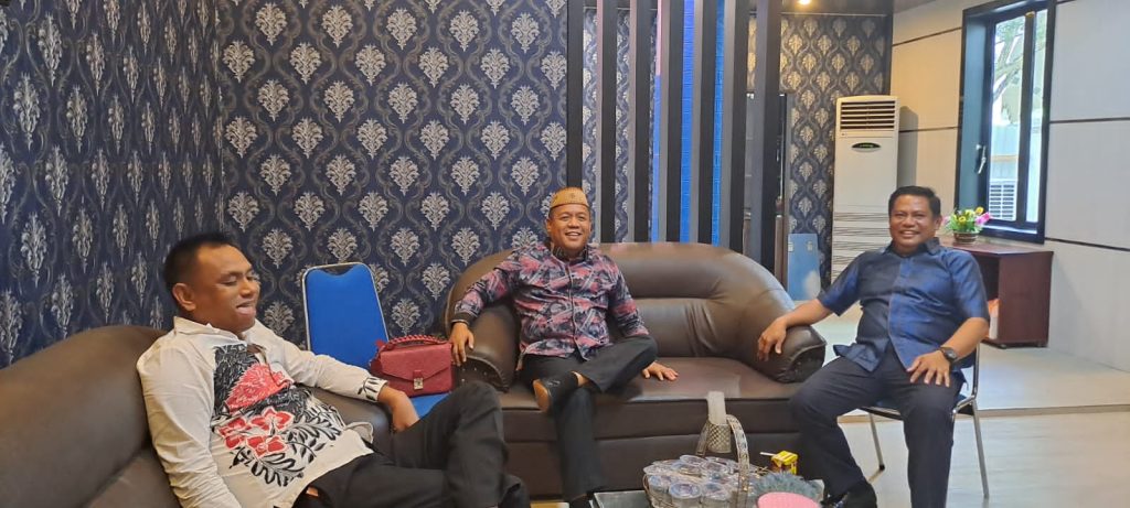 Breaking News, Tiga Pimpinan DPRD Kabupaten Gorontalo Akhirnya Bertemu