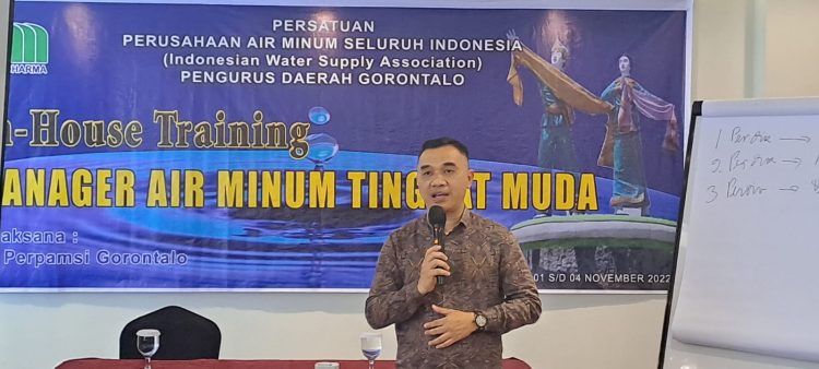 Pelatihan Manajemen Air Minum Tingkat Muda di Tutup, Tomi : Peserta Sudah Memiliki Kemampuan&nbsp;
