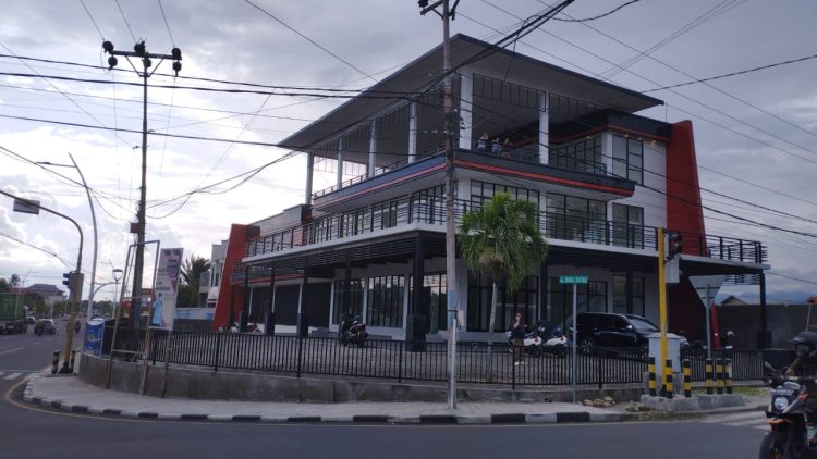 Ketua Bappilu Rustam Hs Akili Tinjau Langsung Kantor DPW NasDem Yang Baru