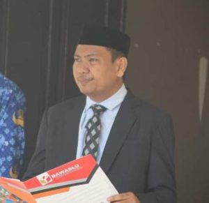 Wahyudin Akili Umumkan Hubungan Kekeluargaan Dengan Caleg DPR RI dari Partai NasDem