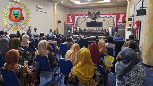 Wow..!! Ratusan Juta Gaji 13 Bupati, Wakil Bupati dan Anggota DPRD Kabupaten Gorontalo