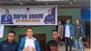 Sambangi Dapur Umum Gemuruh NasDem di Tulabolo, Prof RA Salurkan Paket Bantuan