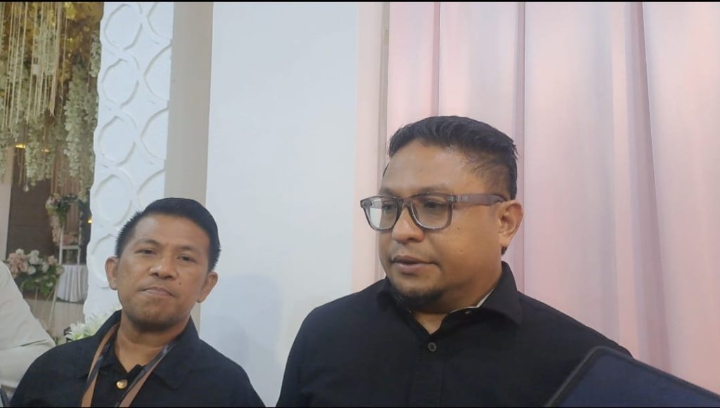Kecewa Terhadap KPU Provinsi Gorontalo, Ketua dan Anggota Bawaslu Tinggalkan Lokasi Debat