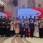 Wakil Gubernur Gorontalo Idah Syahidah Rusli Habibie bersama perwakilan 11 Provinsi lainnya yang hadir pada penandatanganan Nota Kesepakatan antara Pemerintah Provinsi Gorontalo dan Kemendiktisaintek di Jakarta, Kamis (18/9/2025). Foto – ADC