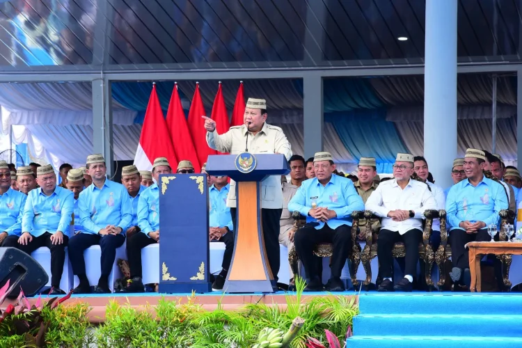 Tutup Rangkaian PENAS XVII Gorontalo, Kedatangan Presiden Prabowo Disambut Meriah Ribuan Warga